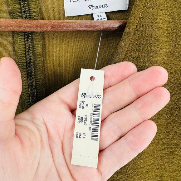 Madewell Texture & Thread NWT Crepe Crossover Jumpsuit Back Zip Size XL - Picture 9 of 12